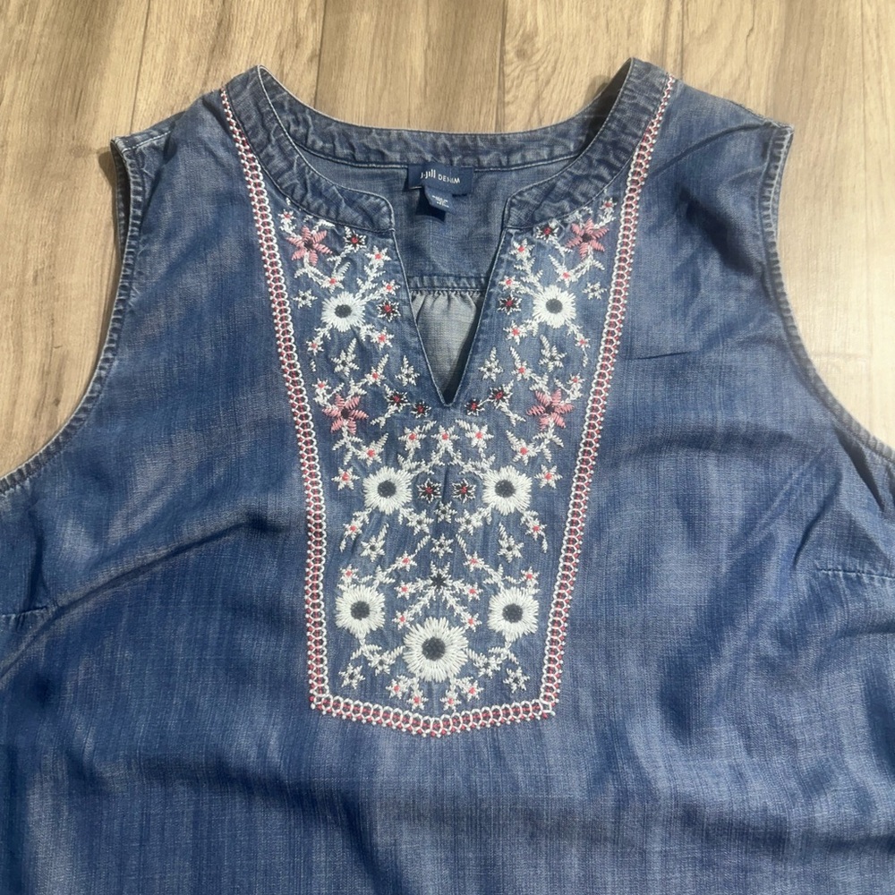 Till Denim Chambray Sleeveless Top Women's Size XL Floral
Embroidered Boho - Picture 10 of 11